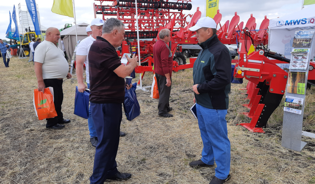 Саратов_выставка_день поля_OPaLL-AGRI_VELES