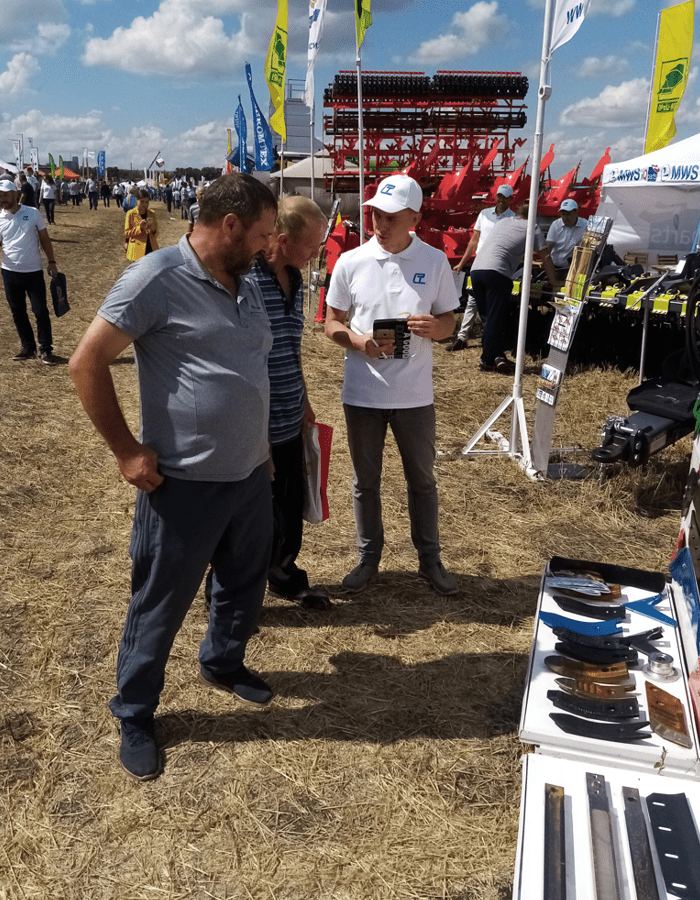 Саратов_выставка_день поля_OPaLL-AGRI_VELES